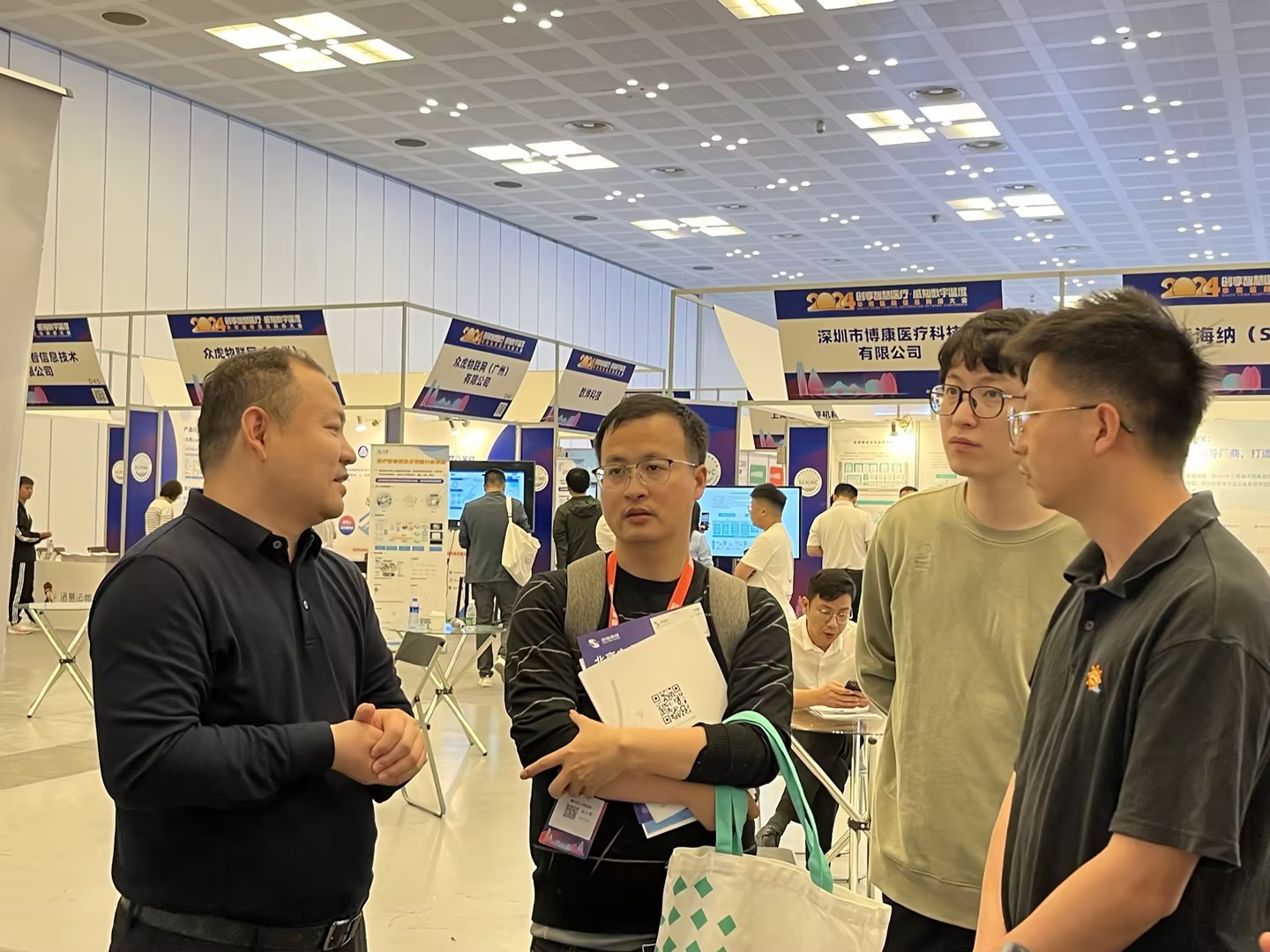 dc00fe8d0b84bc59a3fd67097323da52.jpg dc00fe8d0b84bc59a3fd67097323da52.jpg